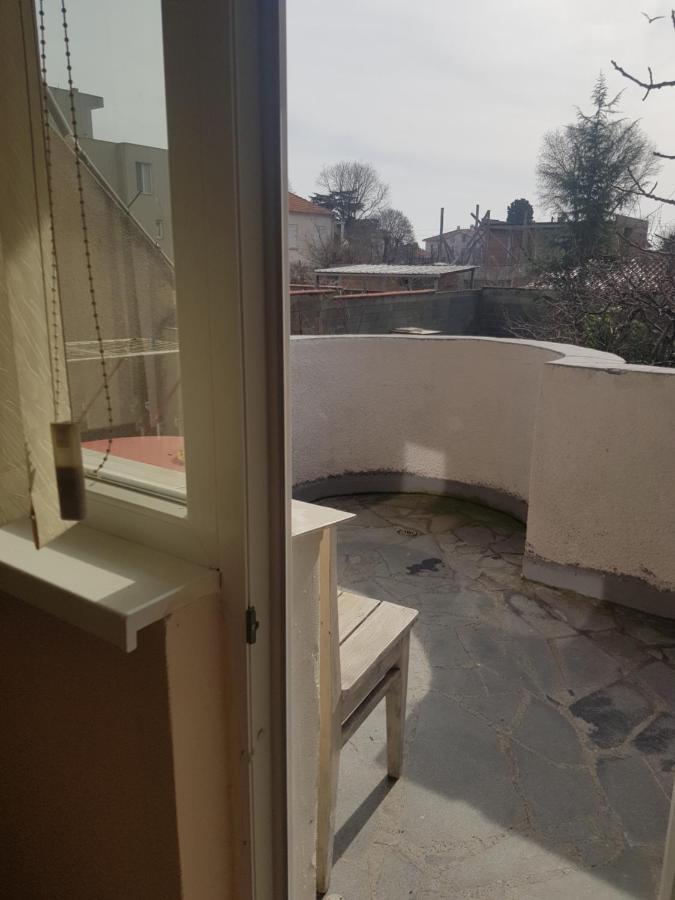 Dvete Brezi Hotel Burgasz Kültér fotó